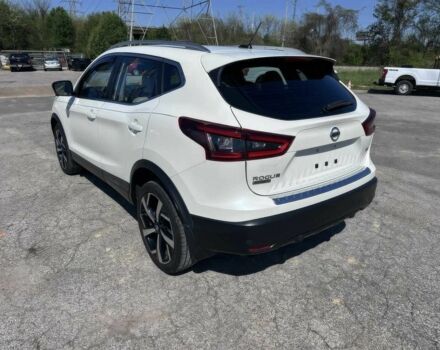 Білий Ніссан Rogue, об'ємом двигуна 2 л та пробігом 49 тис. км за 14500 $, фото 6 на Automoto.ua