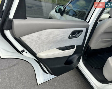 Білий Ніссан Rogue, об'ємом двигуна 2.49 л та пробігом 94 тис. км за 21499 $, фото 65 на Automoto.ua