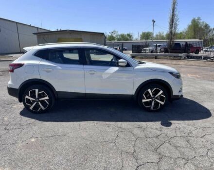 Білий Ніссан Rogue, об'ємом двигуна 2 л та пробігом 49 тис. км за 14500 $, фото 3 на Automoto.ua