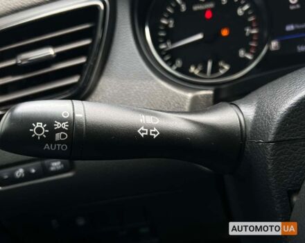 Белый Ниссан Rogue, объемом двигателя 2 л и пробегом 63 тыс. км за 17200 $, фото 20 на Automoto.ua