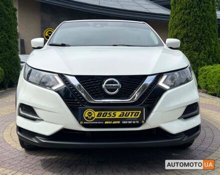 Белый Ниссан Rogue, объемом двигателя 2 л и пробегом 63 тыс. км за 17200 $, фото 1 на Automoto.ua