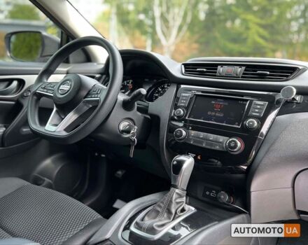 Белый Ниссан Rogue, объемом двигателя 2 л и пробегом 63 тыс. км за 17200 $, фото 9 на Automoto.ua