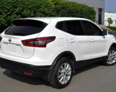 Белый Ниссан Rogue, объемом двигателя 2 л и пробегом 12 тыс. км за 16200 $, фото 5 на Automoto.ua