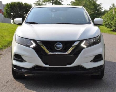Белый Ниссан Rogue, объемом двигателя 2 л и пробегом 12 тыс. км за 16200 $, фото 1 на Automoto.ua