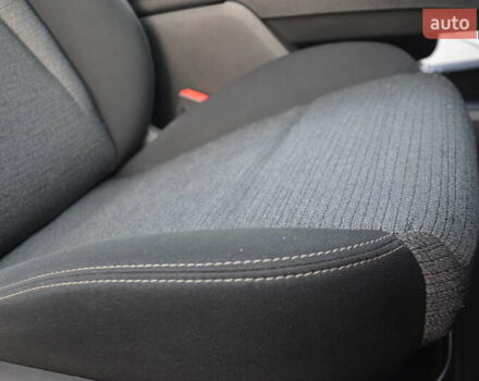 Білий Ніссан Rogue, об'ємом двигуна 2.5 л та пробігом 187 тис. км за 18150 $, фото 60 на Automoto.ua