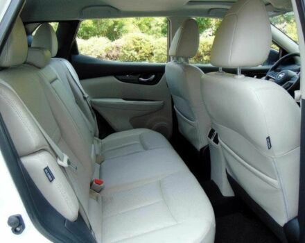 Белый Ниссан Rogue, объемом двигателя 2 л и пробегом 18 тыс. км за 4800 $, фото 19 на Automoto.ua