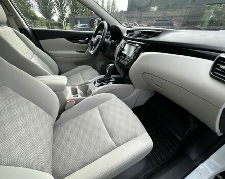 Белый Ниссан Rogue, объемом двигателя 2 л и пробегом 84 тыс. км за 16500 $, фото 12 на Automoto.ua