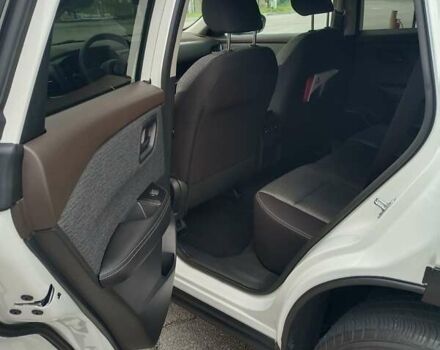 Белый Ниссан Rogue, объемом двигателя 2.49 л и пробегом 158 тыс. км за 18900 $, фото 14 на Automoto.ua