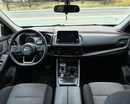 Белый Ниссан Rogue, объемом двигателя 2.5 л и пробегом 155 тыс. км за 19200 $, фото 6 на Automoto.ua