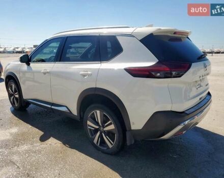 Белый Ниссан Rogue, объемом двигателя 2.49 л и пробегом 171 тыс. км за 6600 $, фото 2 на Automoto.ua