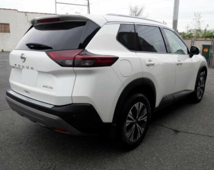 Белый Ниссан Rogue, объемом двигателя 2.5 л и пробегом 14 тыс. км за 12000 $, фото 5 на Automoto.ua