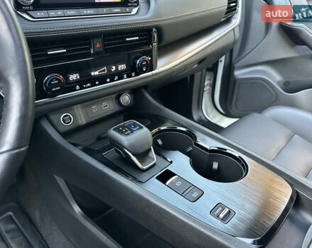 Білий Ніссан Rogue, об'ємом двигуна 2.5 л та пробігом 39 тис. км за 23900 $, фото 23 на Automoto.ua