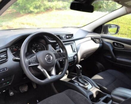 Белый Ниссан Rogue, объемом двигателя 2 л и пробегом 12 тыс. км за 16200 $, фото 6 на Automoto.ua