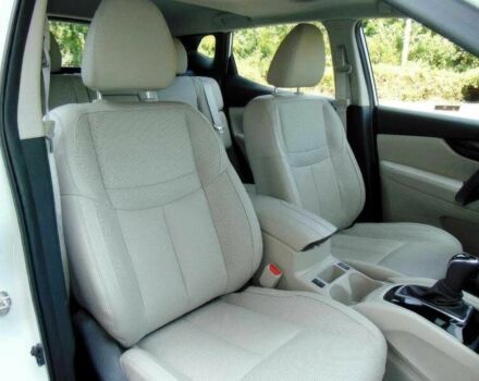 Белый Ниссан Rogue, объемом двигателя 2 л и пробегом 18 тыс. км за 4800 $, фото 13 на Automoto.ua