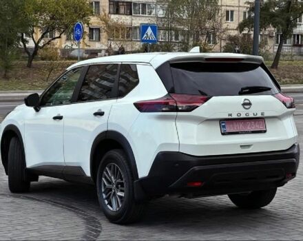 Белый Ниссан Rogue, объемом двигателя 2.5 л и пробегом 155 тыс. км за 19200 $, фото 4 на Automoto.ua