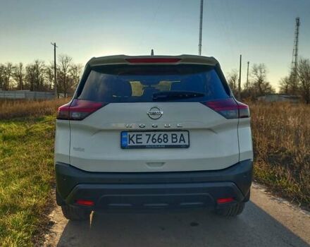 Белый Ниссан Rogue, объемом двигателя 2.49 л и пробегом 158 тыс. км за 18900 $, фото 6 на Automoto.ua