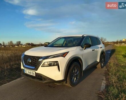 Белый Ниссан Rogue, объемом двигателя 2.49 л и пробегом 158 тыс. км за 18900 $, фото 1 на Automoto.ua