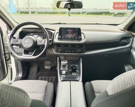 Белый Ниссан Rogue, объемом двигателя 2.49 л и пробегом 158 тыс. км за 18900 $, фото 8 на Automoto.ua