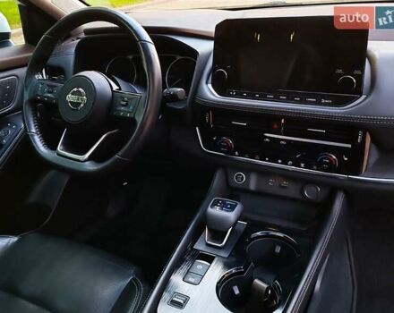 Белый Ниссан Rogue, объемом двигателя 2.49 л и пробегом 85 тыс. км за 24999 $, фото 19 на Automoto.ua