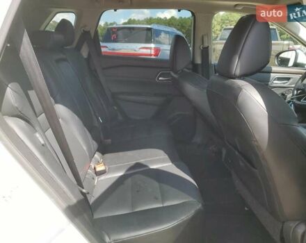 Белый Ниссан Rogue, объемом двигателя 2.49 л и пробегом 189 тыс. км за 5500 $, фото 10 на Automoto.ua