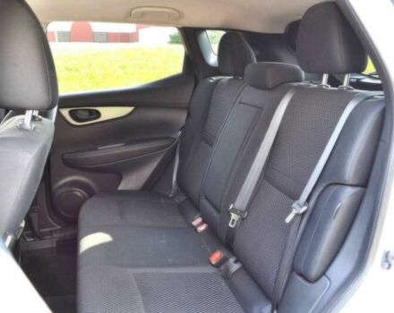 Белый Ниссан Rogue, объемом двигателя 2 л и пробегом 12 тыс. км за 16200 $, фото 10 на Automoto.ua