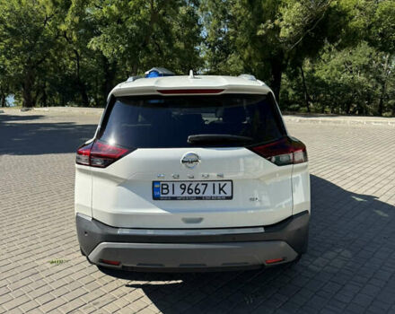 Белый Ниссан Rogue, объемом двигателя 2.49 л и пробегом 80 тыс. км за 25500 $, фото 3 на Automoto.ua