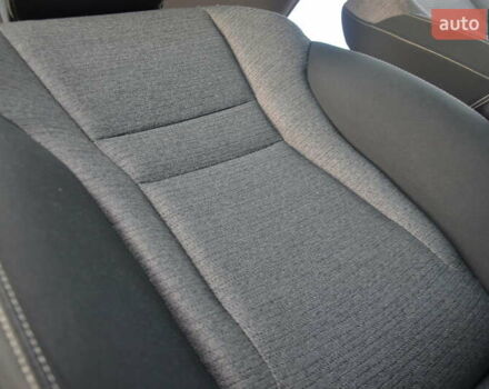 Білий Ніссан Rogue, об'ємом двигуна 2.5 л та пробігом 187 тис. км за 18150 $, фото 61 на Automoto.ua