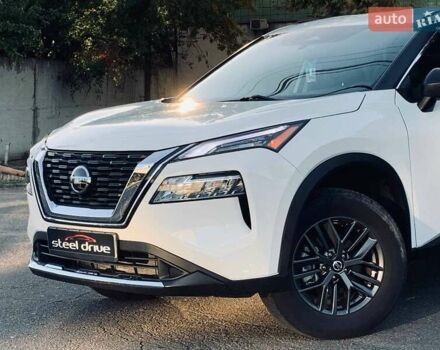 Белый Ниссан Rogue, объемом двигателя 2.49 л и пробегом 38 тыс. км за 20999 $, фото 2 на Automoto.ua