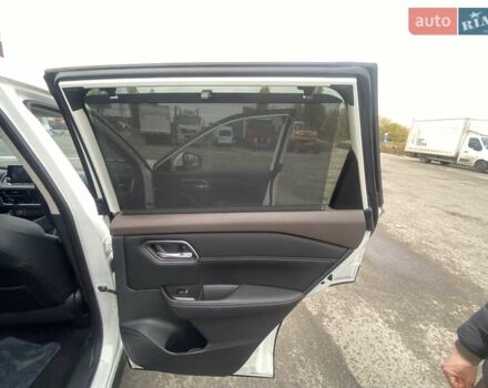 Білий Ніссан Rogue, об'ємом двигуна 2.49 л та пробігом 138 тис. км за 24990 $, фото 15 на Automoto.ua