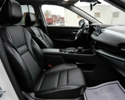 Белый Ниссан Rogue, объемом двигателя 2.5 л и пробегом 14 тыс. км за 12000 $, фото 8 на Automoto.ua