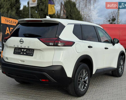Белый Ниссан Rogue, объемом двигателя 2.5 л и пробегом 85 тыс. км за 20500 $, фото 8 на Automoto.ua