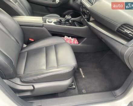 Білий Ніссан Rogue, об'ємом двигуна 2.49 л та пробігом 138 тис. км за 24990 $, фото 11 на Automoto.ua