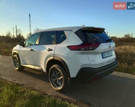 Белый Ниссан Rogue, объемом двигателя 2.49 л и пробегом 158 тыс. км за 18900 $, фото 4 на Automoto.ua