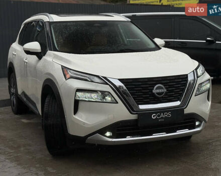 Білий Ніссан Rogue, об'ємом двигуна 1.5 л та пробігом 93 тис. км за 28500 $, фото 2 на Automoto.ua