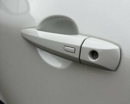 Белый Ниссан Rogue, объемом двигателя 1.5 л и пробегом 56 тыс. км за 23500 $, фото 7 на Automoto.ua