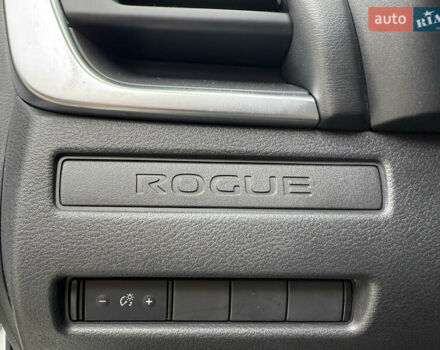 Белый Ниссан Rogue, объемом двигателя 2.49 л и пробегом 60 тыс. км за 20999 $, фото 60 на Automoto.ua