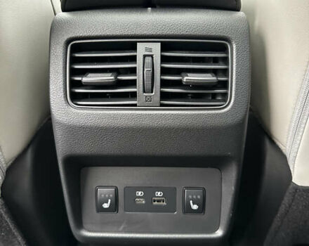 Белый Ниссан Rogue, объемом двигателя 1.5 л и пробегом 56 тыс. км за 23500 $, фото 28 на Automoto.ua