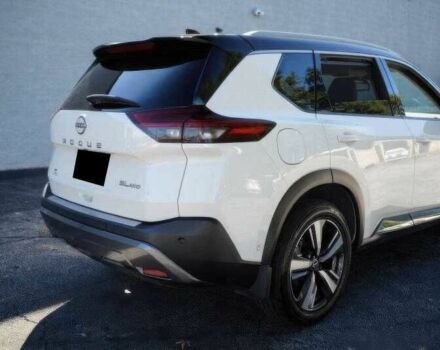 Белый Ниссан Rogue, объемом двигателя 1.5 л и пробегом 35 тыс. км за 12500 $, фото 6 на Automoto.ua