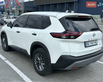 Білий Ніссан Rogue, об'ємом двигуна 2.49 л та пробігом 65 тис. км за 23500 $, фото 4 на Automoto.ua