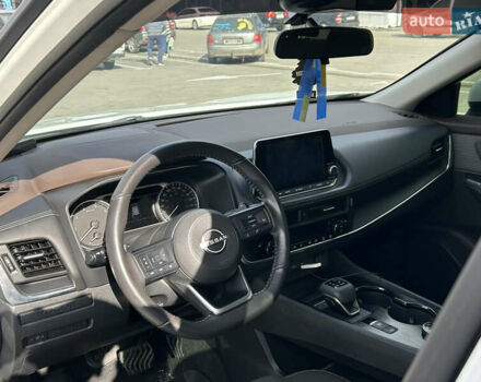 Білий Ніссан Rogue, об'ємом двигуна 2.49 л та пробігом 65 тис. км за 23500 $, фото 8 на Automoto.ua