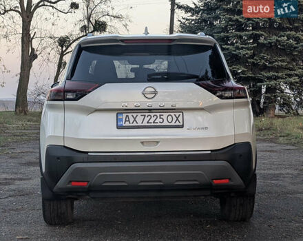 Білий Ніссан Rogue, об'ємом двигуна 1.5 л та пробігом 44 тис. км за 21500 $, фото 5 на Automoto.ua