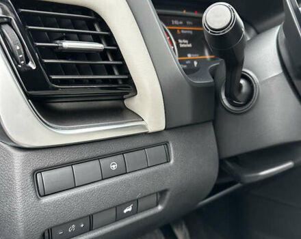 Белый Ниссан Rogue, объемом двигателя 1.5 л и пробегом 56 тыс. км за 23500 $, фото 17 на Automoto.ua