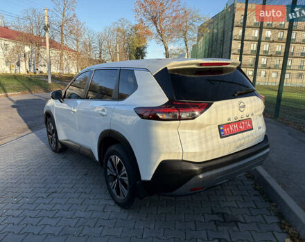 Белый Ниссан Rogue, объемом двигателя 1.5 л и пробегом 36 тыс. км за 20500 $, фото 13 на Automoto.ua