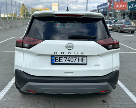 Білий Ніссан Rogue, об'ємом двигуна 2.49 л та пробігом 65 тис. км за 23500 $, фото 5 на Automoto.ua