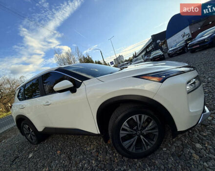 Белый Ниссан Rogue, объемом двигателя 1.5 л и пробегом 39 тыс. км за 21999 $, фото 9 на Automoto.ua
