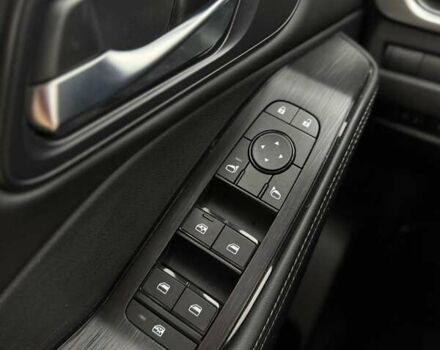 Белый Ниссан Rogue, объемом двигателя 1.5 л и пробегом 71 тыс. км за 25000 $, фото 36 на Automoto.ua