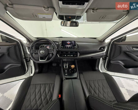 Белый Ниссан Rogue, объемом двигателя 1.5 л и пробегом 39 тыс. км за 21999 $, фото 51 на Automoto.ua