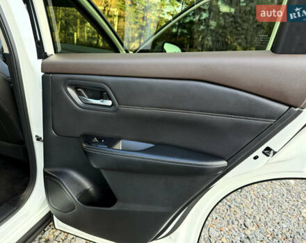 Белый Ниссан Rogue, объемом двигателя 1.5 л и пробегом 39 тыс. км за 21999 $, фото 27 на Automoto.ua