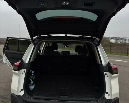 Белый Ниссан Rogue, объемом двигателя 1.5 л и пробегом 71 тыс. км за 25000 $, фото 11 на Automoto.ua