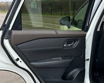 Белый Ниссан Rogue, объемом двигателя 1.5 л и пробегом 71 тыс. км за 25000 $, фото 19 на Automoto.ua